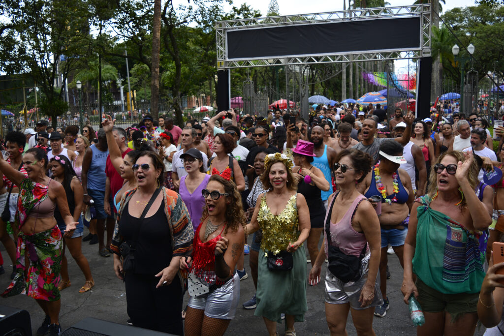 Samba e comida mineira ocupam o Palácio da Liberdade no Carnaval